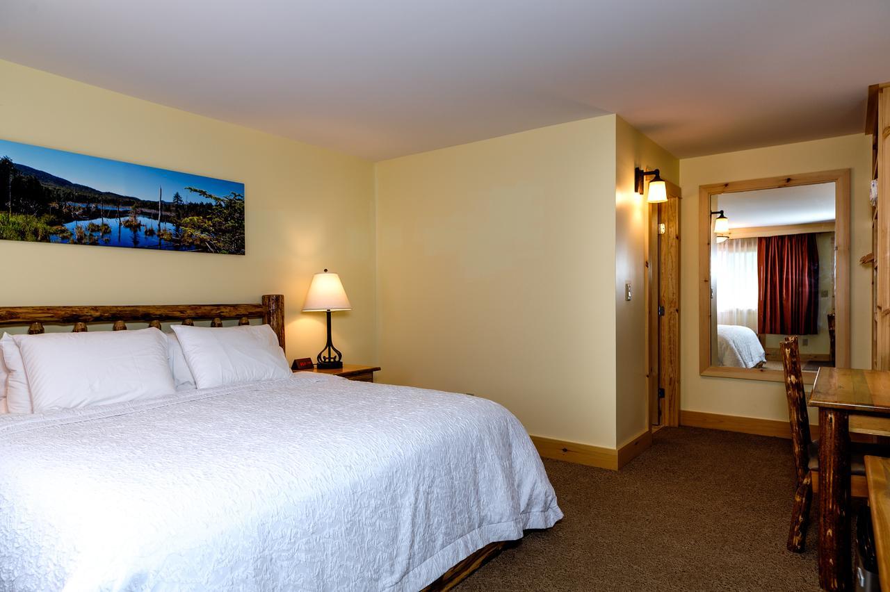 Adirondack Spruce Lodge Wilmington Bagian luar foto