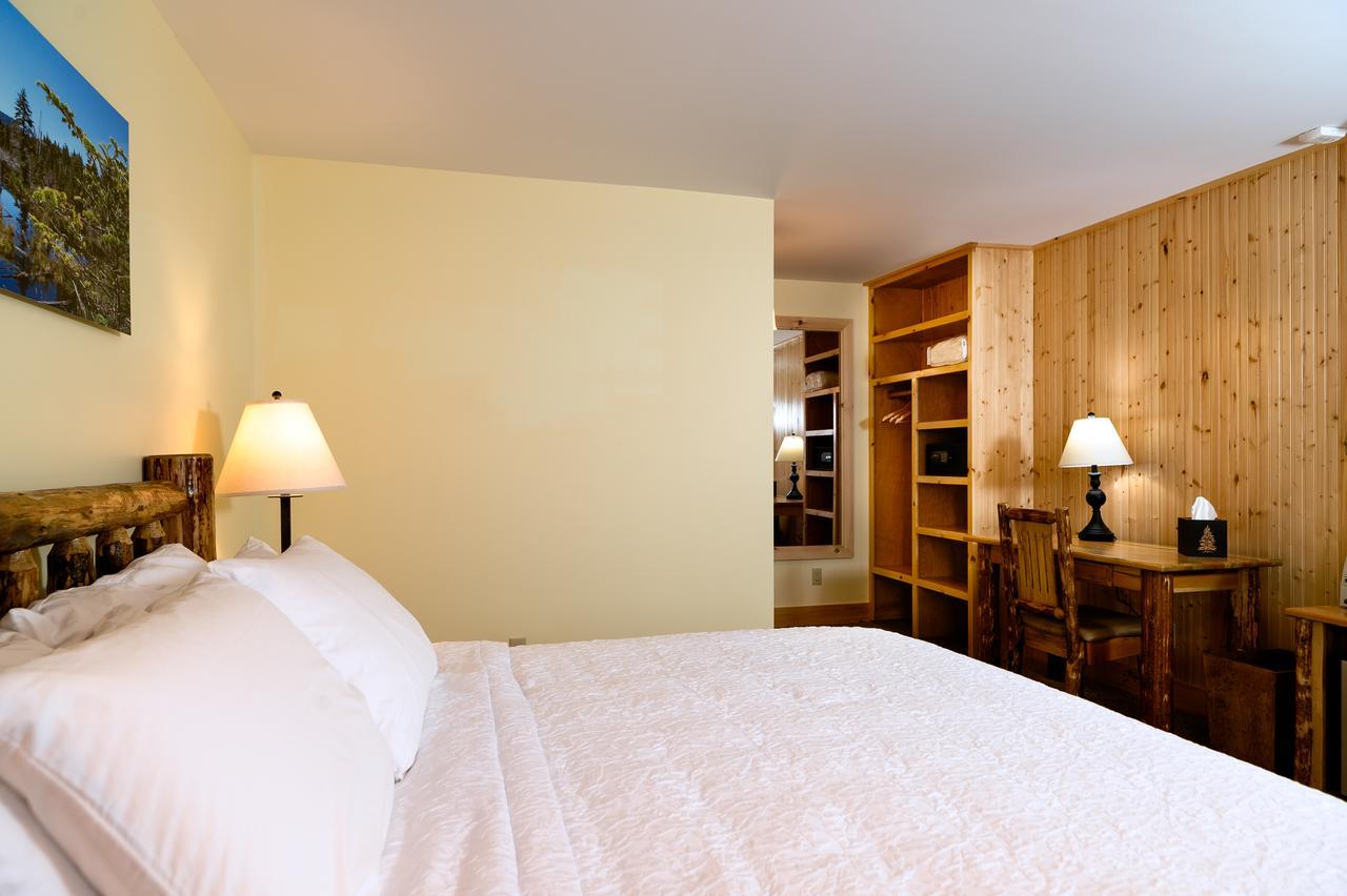 Adirondack Spruce Lodge Wilmington Bagian luar foto