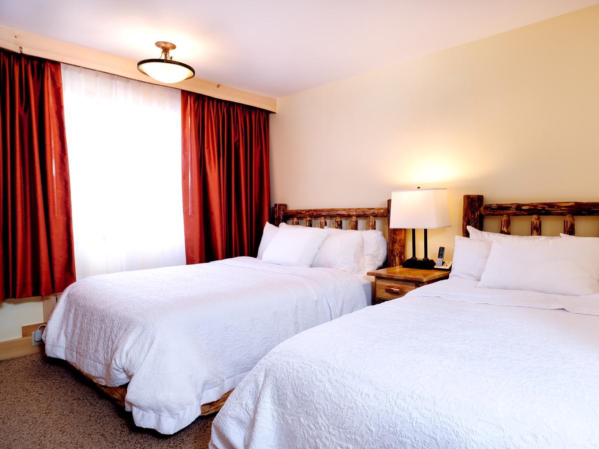Adirondack Spruce Lodge Wilmington Bagian luar foto