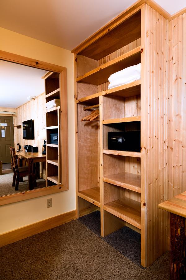 Adirondack Spruce Lodge Wilmington Bagian luar foto