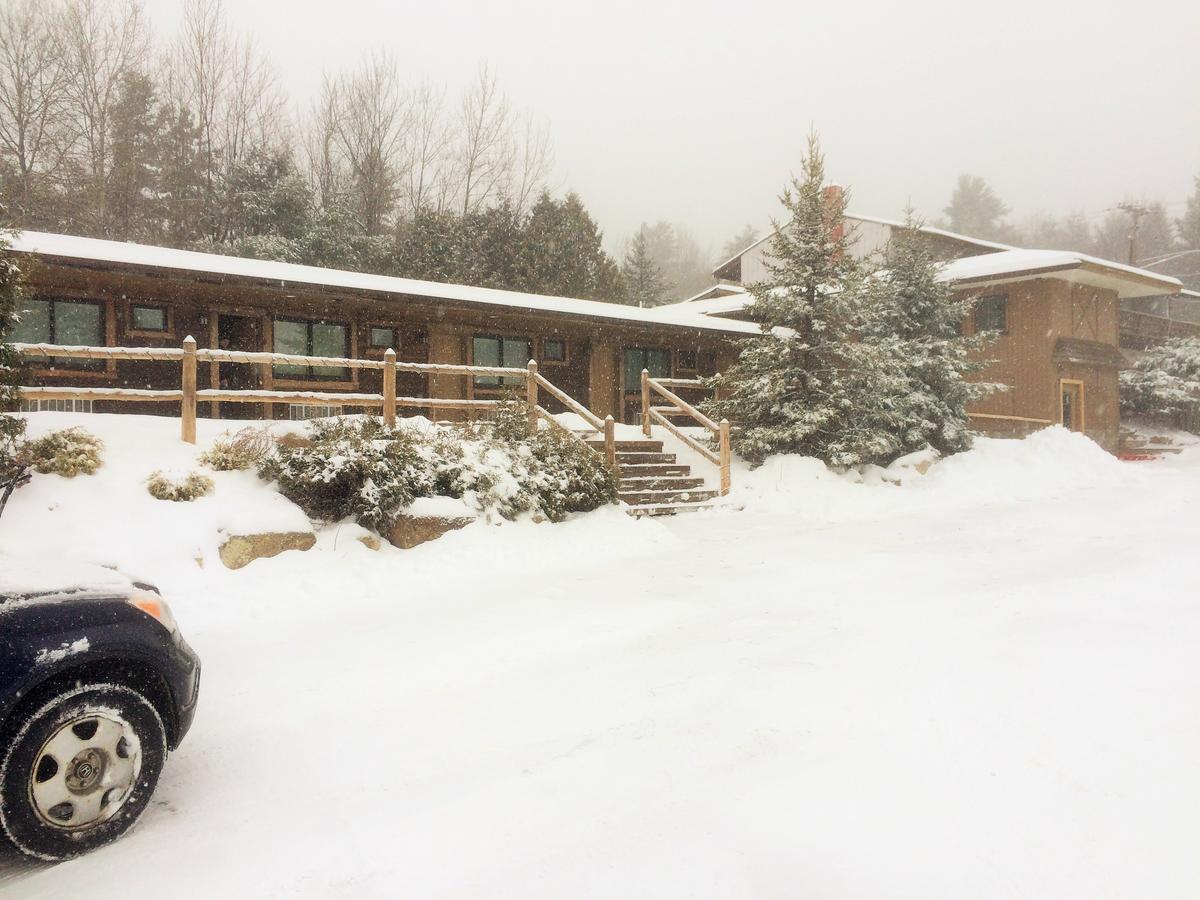Adirondack Spruce Lodge Wilmington Bagian luar foto
