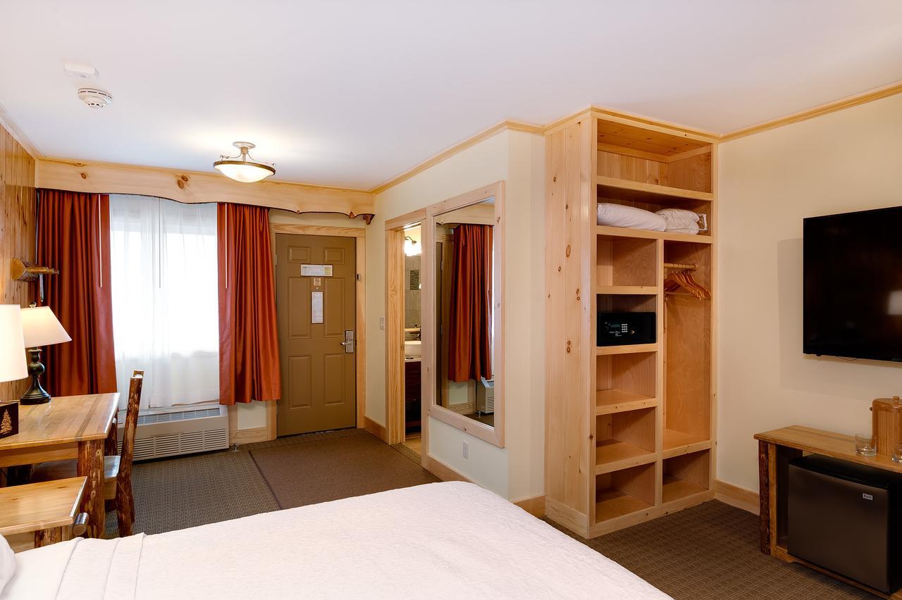 Adirondack Spruce Lodge Wilmington Bagian luar foto