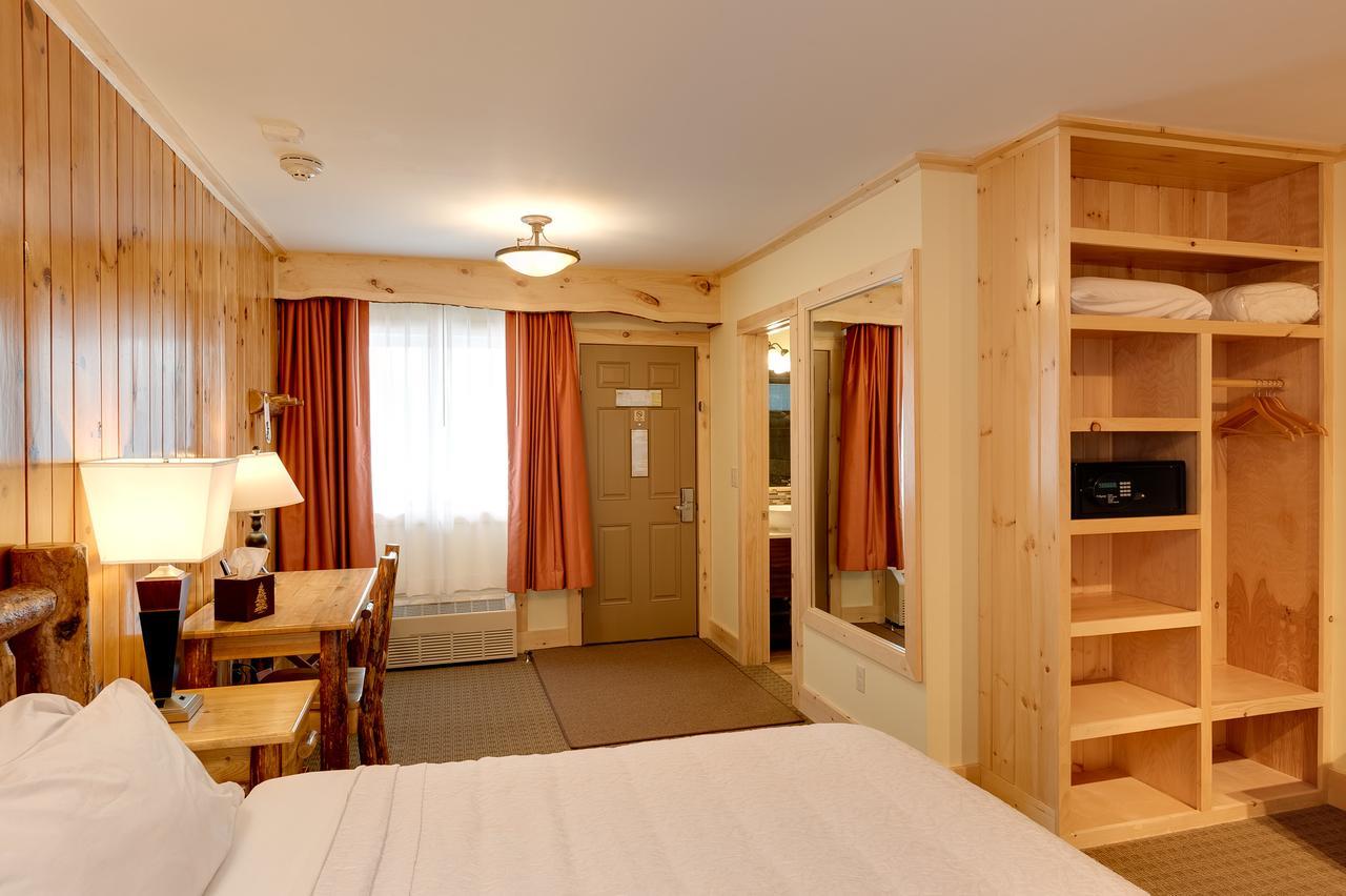 Adirondack Spruce Lodge Wilmington Bagian luar foto